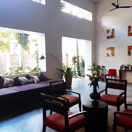 The Gallery Boutique Hotel 시엠리아프 외부 사진