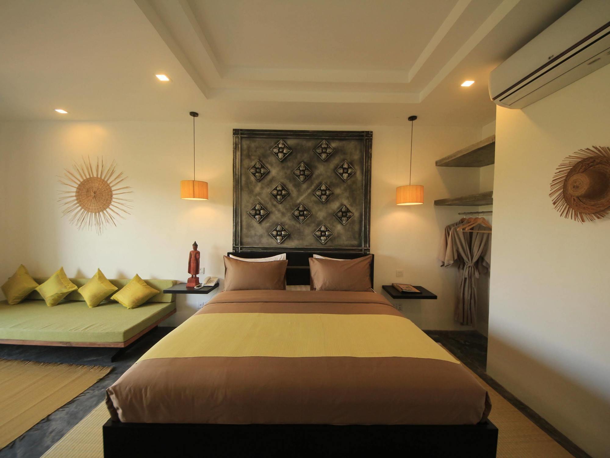 The Gallery Boutique Hotel 시엠리아프 외부 사진