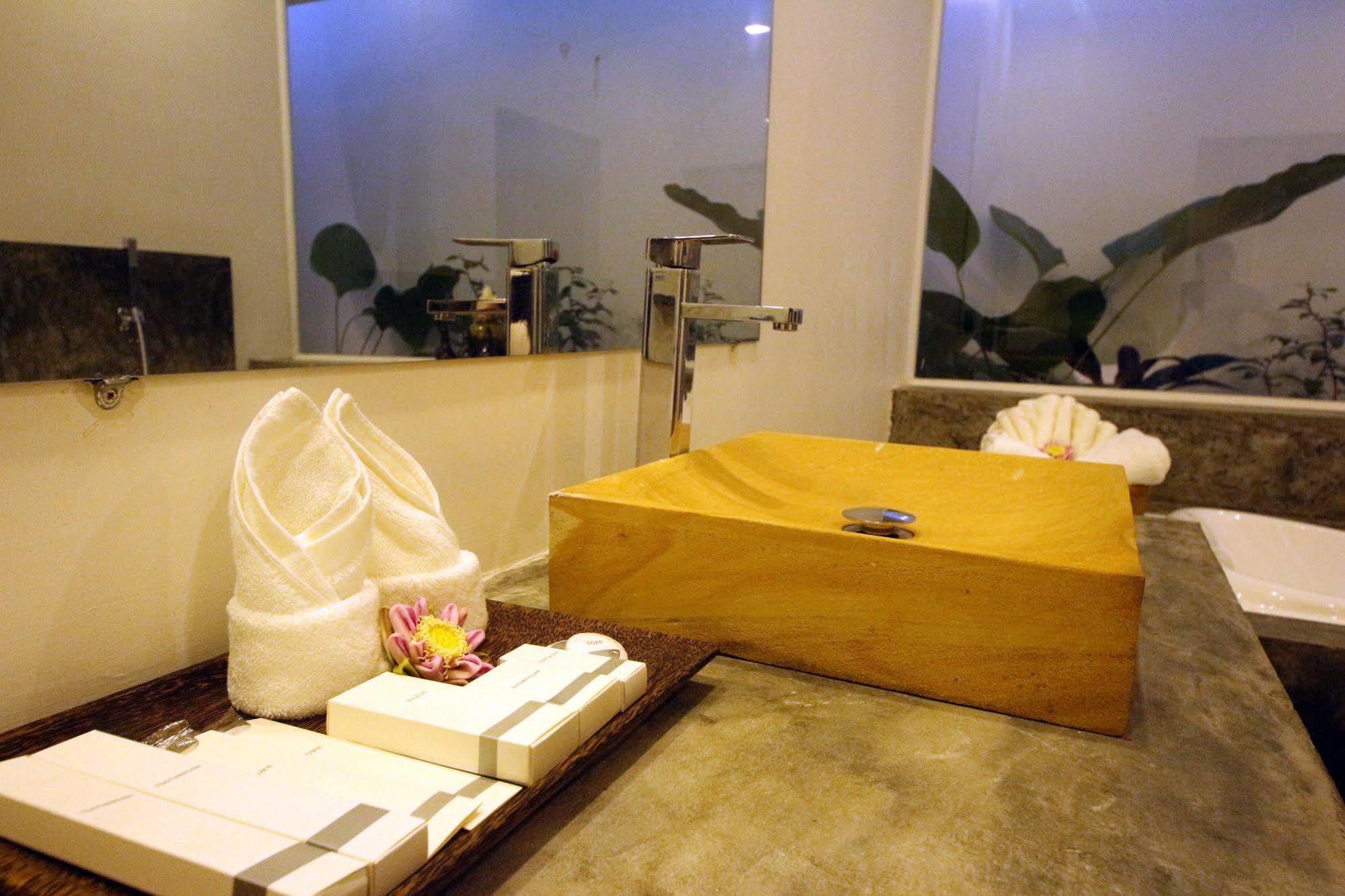 The Gallery Boutique Hotel 시엠리아프 외부 사진