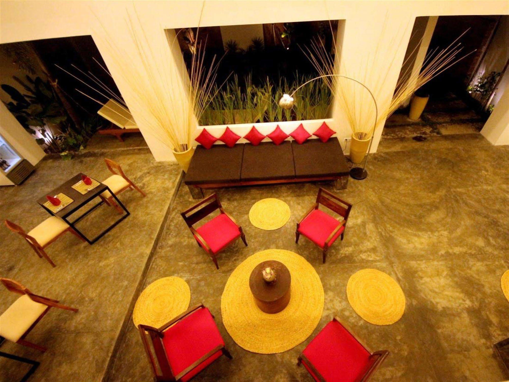 The Gallery Boutique Hotel 시엠리아프 외부 사진