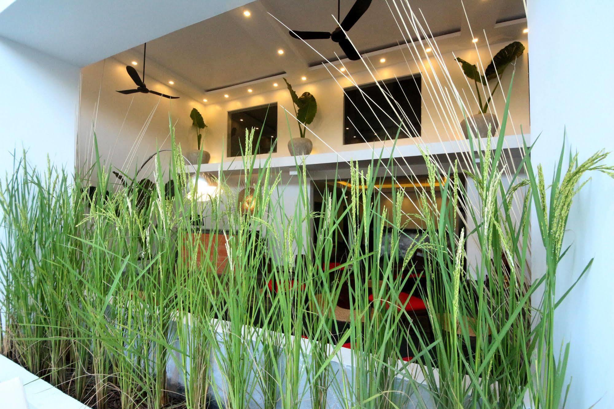 The Gallery Boutique Hotel 시엠리아프 외부 사진