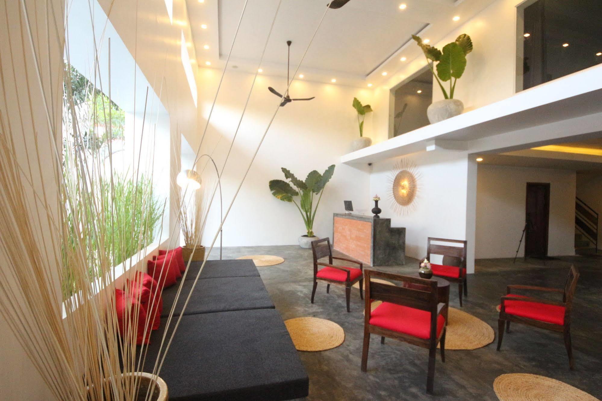The Gallery Boutique Hotel 시엠리아프 외부 사진